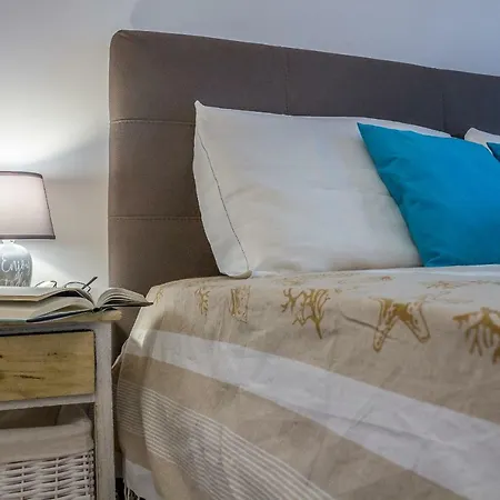 Διαμέρισμα Maricciolu Suites And *